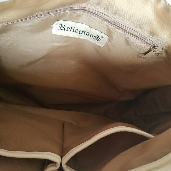 Lg soft white leather purse - Picture 5 of 5